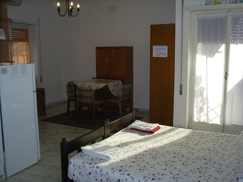 La Voliera Bed & Breakfast Rome Exterior photo