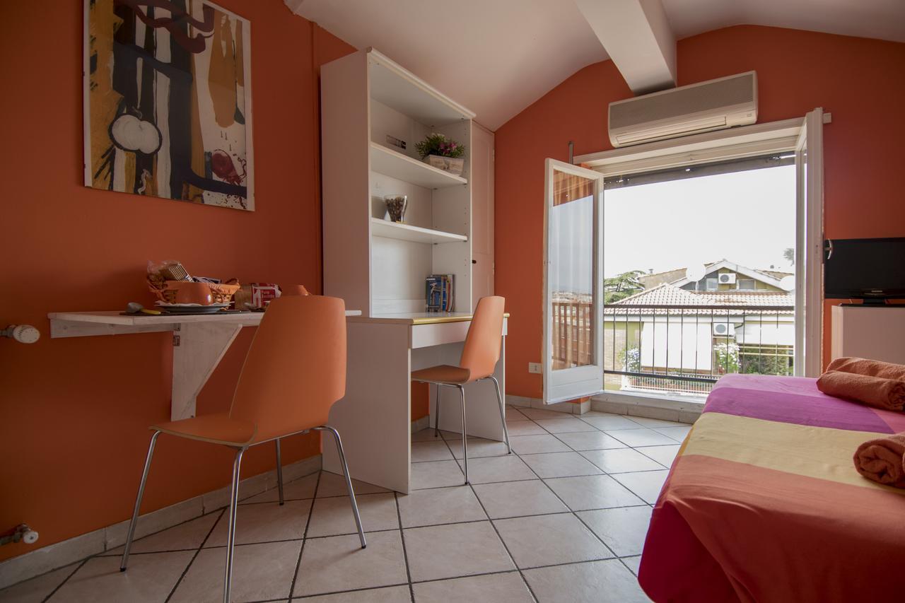 La Voliera Bed & Breakfast Rome Exterior photo
