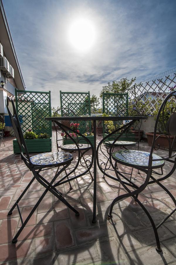 La Voliera Bed & Breakfast Rome Exterior photo